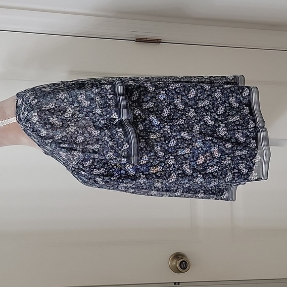 Max Studio Size S, Black with Blue Floral Pattern Mesh, Lined Babydoll Style Top - Picture 3 of 11